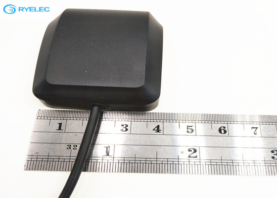Mini High Gain Magnetic GPS Antenna , 28dbi 1575.42mhz GPS Antenna For Car supplier