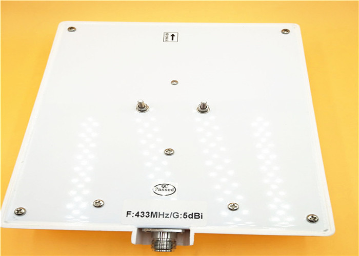 Industrial Circular Connector B Series Z13 4Pin Female Connector External Fixed Vacuum Sealed Socket